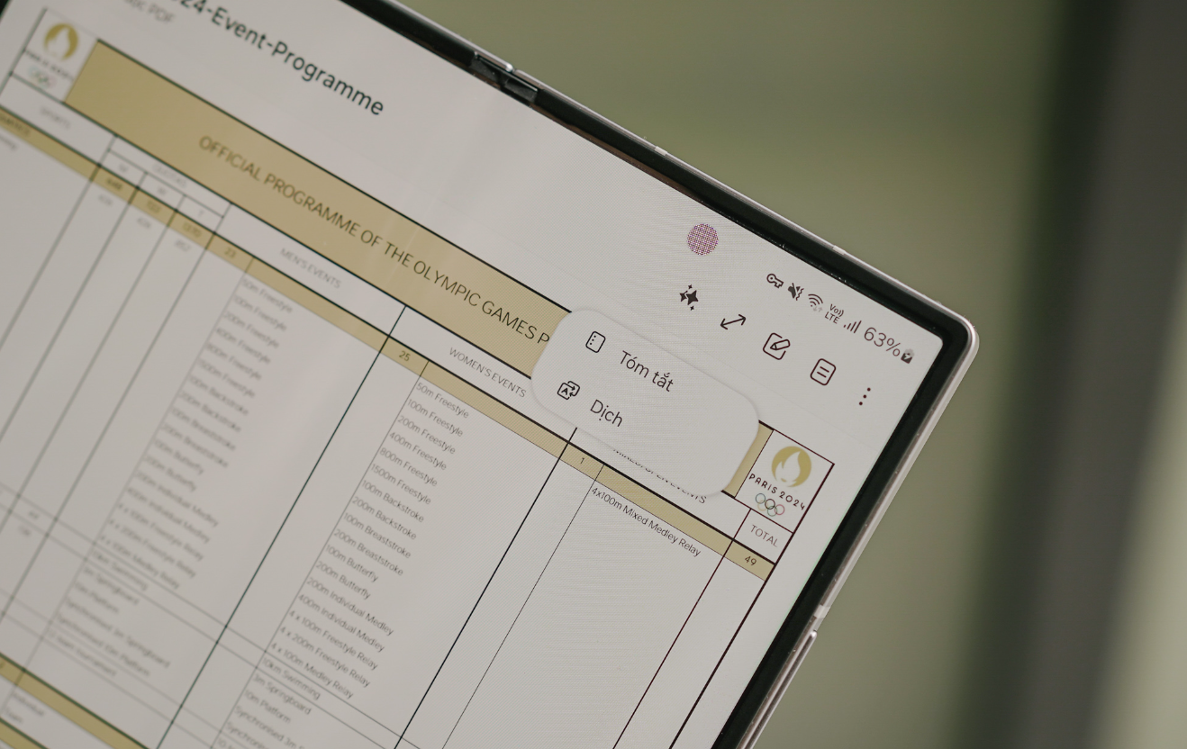 Ra mắt đ&atilde; nửa năm nhưng bộ đ&ocirc;i Galaxy Z vẫn lu&ocirc;n dẫn đầu danh s&aacute;ch smartphone đ&aacute;ng mua cuối năm 2024- Ảnh 3.