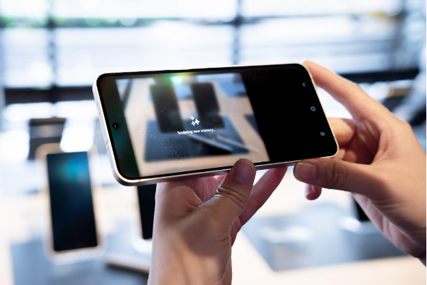 Khả năng hỗ trợ chỉnh ảnh của Photo Assist trên Samsung Galaxy S24 FE đến đâu?- Ảnh 1. Khả năng hỗ trợ chỉnh ảnh của Photo Assist trên Samsung Galaxy S24 FE đến đâu?- Ảnh 1.