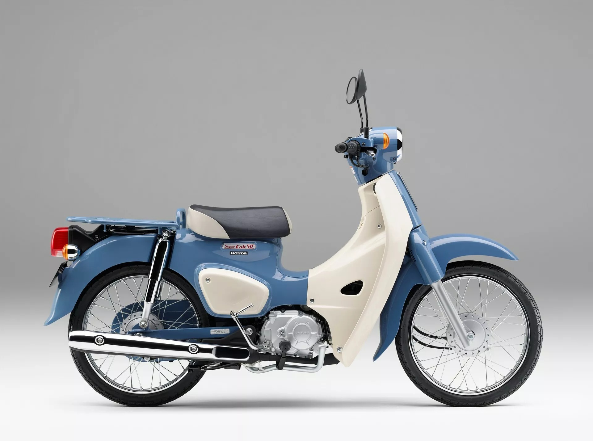 Honda tung bản Super Cub 50 cuối cùng trước khi bỏ mẫu: Thiết kế siêu hoài cổ, giới hạn 2.000 chiếc- Ảnh 2. Honda tung bản Super Cub 50 cuối cùng trước khi bỏ mẫu: Thiết kế siêu hoài cổ, giới hạn 2.000 chiếc- Ảnh 2.