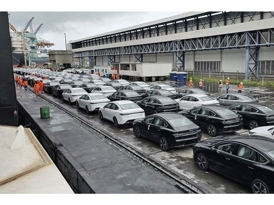 Hơn 7 vạn xe điện Trung Quốc ứ đọng tại c&aacute;c cảng ở thị trường &ocirc; t&ocirc; lớn thứ 6 thế giới: Xe Made in China quyết gi&agrave;nh thị phần d&ugrave; "cuộc vui đ&atilde; hết"- Ảnh 1.