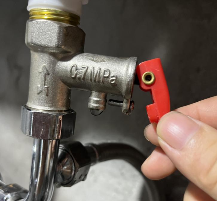 Sự thật về việc bật bình nóng lạnh 24 giờ: Tôi mất 30 năm cuộc đời mới biết đáp án- Ảnh 18. Sự thật về việc bật bình nóng lạnh 24 giờ: Tôi mất 30 năm cuộc đời mới biết đáp án- Ảnh 18.