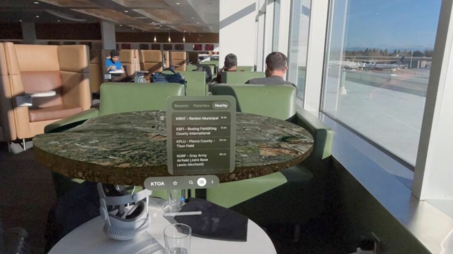 Sếp Microsoft Word khen ngợi Apple Vision Pro: "tốt hơn, nhiều chức năng hơn, th&uacute; vị hơn v&agrave; rẻ hơn" so với rạp phim tại nh&agrave;- Ảnh 4.