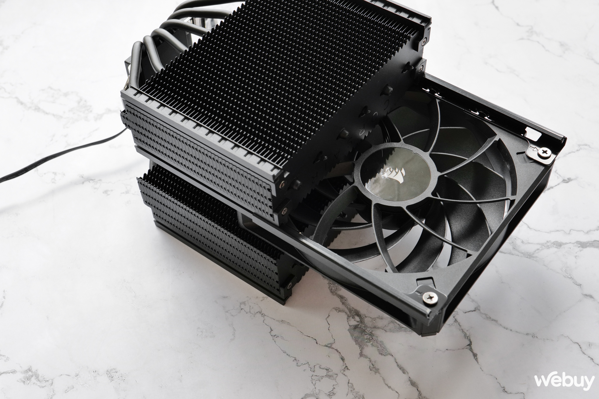 Đ&aacute;nh gi&aacute; nhanh tản nhiệt kh&iacute; cao cấp Corsair A115: Mạnh mẽ, &ecirc;m &aacute;i v&agrave; đắt tiền- Ảnh 9.