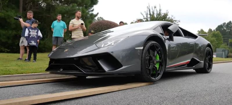 Kết buồn của 1 youtuber ‘lùa gà’ tiền số: Mất phần lớn tài sản, bị vợ đệ đơn ly dị, dính nhiều cáo buộc- Ảnh 2. Kết buồn của 1 youtuber ‘lùa gà’ tiền số: Mất phần lớn tài sản, bị vợ đệ đơn ly dị, dính nhiều cáo buộc- Ảnh 2.