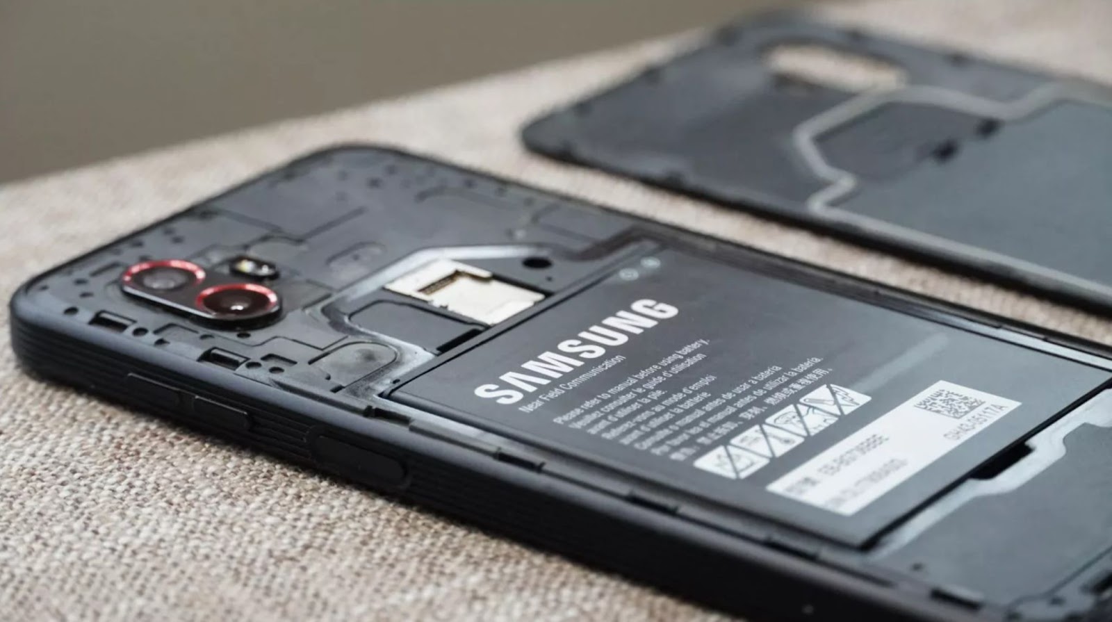 Cập nhật hệ điều h&agrave;nh 7 năm nghĩa l&agrave; đ&atilde; đến l&uacute;c c&aacute;c h&atilde;ng smartphone n&ecirc;n mang t&iacute;nh năng bị bỏ rơi n&agrave;y trở lại- Ảnh 4.