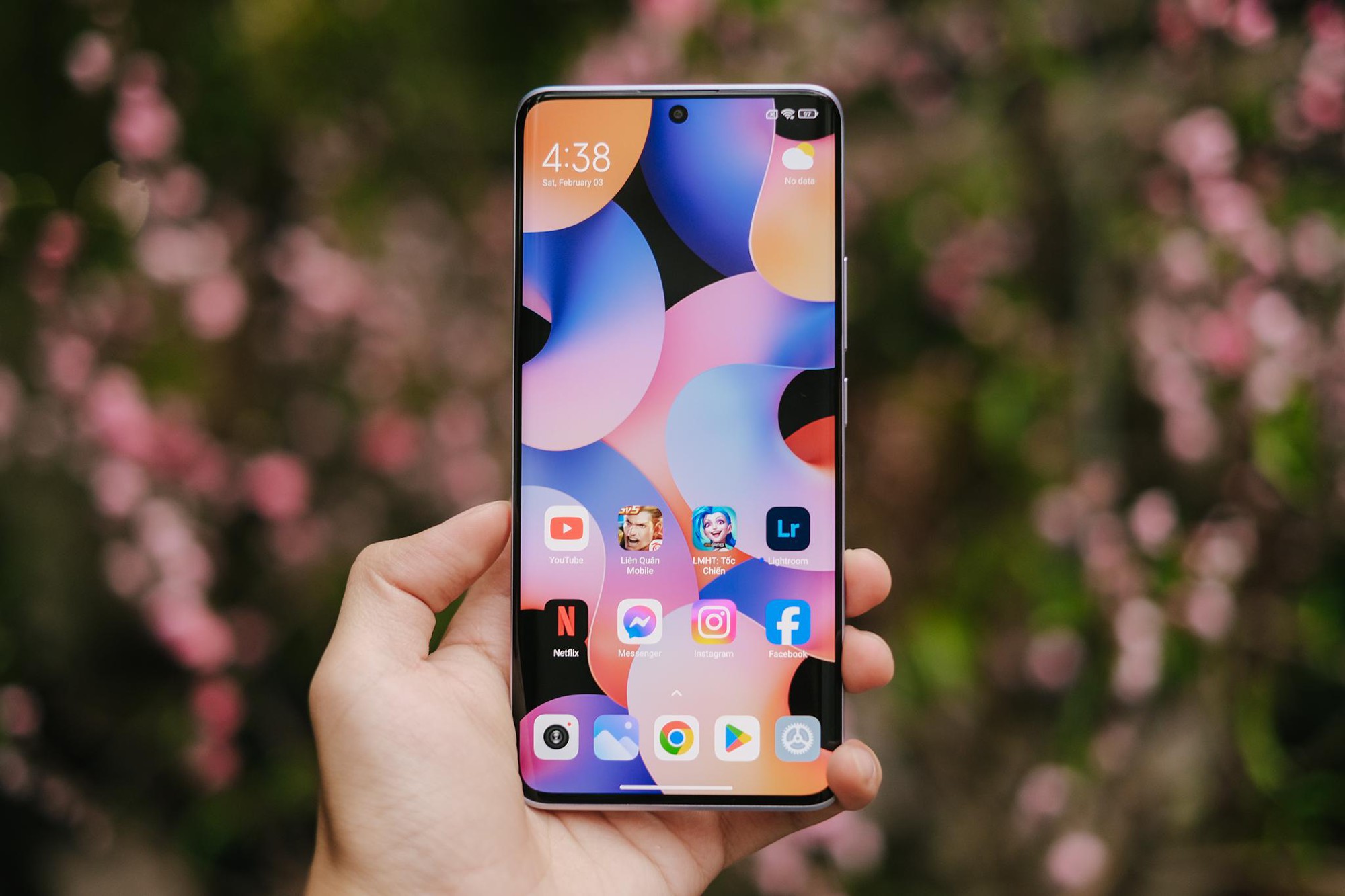 Khi xu hướng trải nghiệm l&ecirc;n ng&ocirc;i: Redmi Note 13 Pro+ 5G v&agrave; những trang bị vượt ngo&agrave;i mong đợi- Ảnh 2.