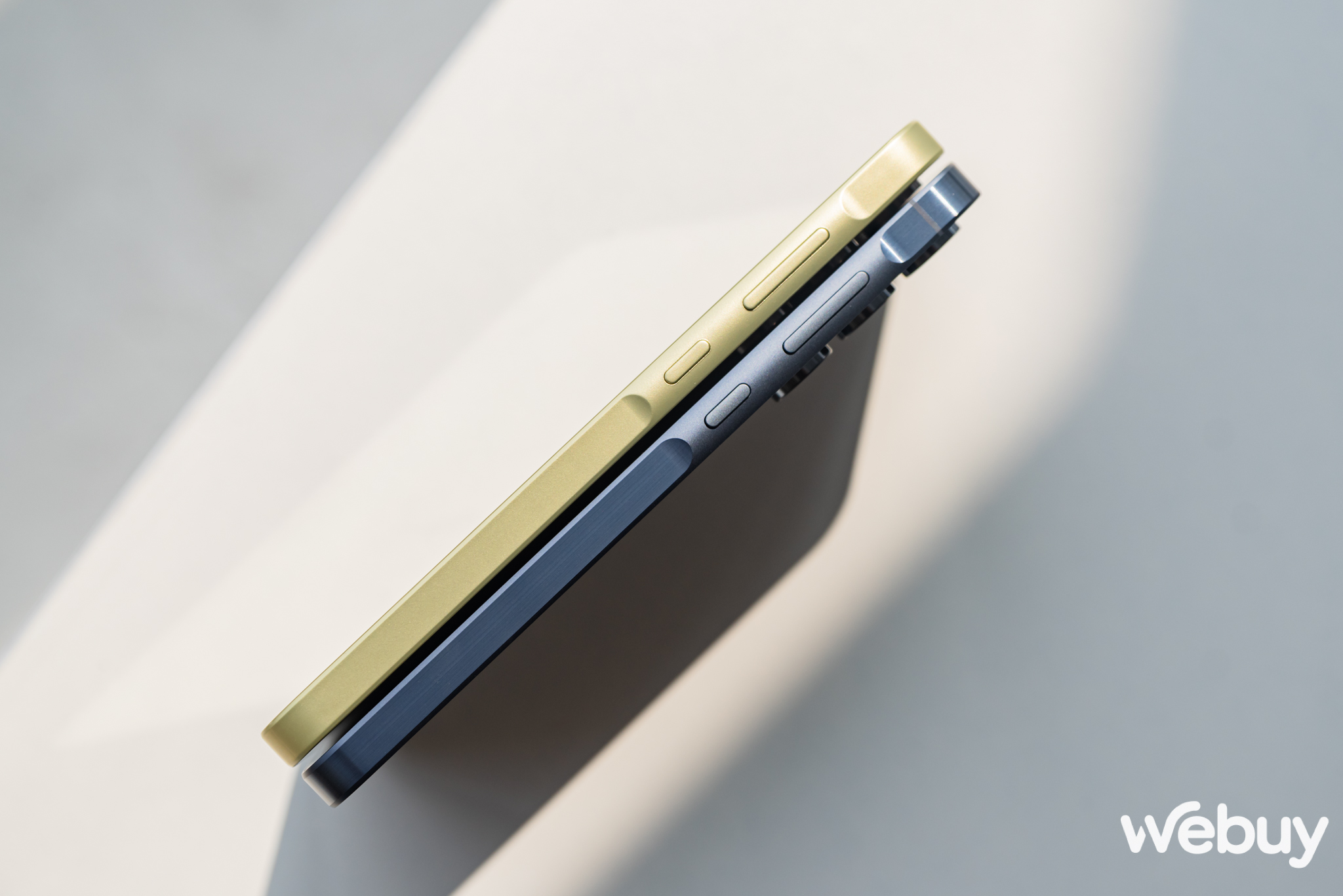 Cận cảnh Galaxy A35 5G v&agrave; Galaxy A55 5G: Lựa chọn &ldquo;an to&agrave;n&rdquo; cho người d&ugrave;ng trẻ, gi&aacute; từ 8.29 triệu đồng- Ảnh 6.