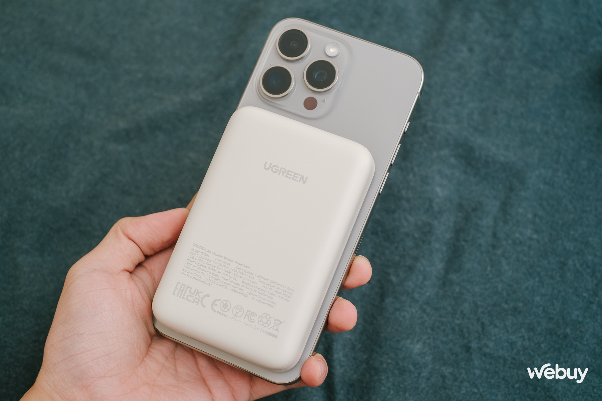 Săn sale sạc dự phòng "ngon, bổ, rẻ": Thiết kế thời trang, dung lượng 10.000mAh, sạc nhanh 20W- Ảnh 25. Săn sale sạc dự phòng "ngon, bổ, rẻ": Thiết kế thời trang, dung lượng 10.000mAh, sạc nhanh 20W- Ảnh 25.