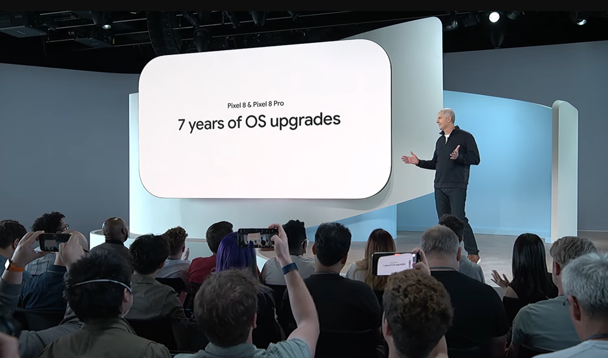 Google đang chứng tỏ cập nhật 7 năm chỉ là lời hứa nhạt nhẽo, không ngọt ngào như mong đợi, nhưng Samsung có thể làm tốt hơn- Ảnh 1. Google đang chứng tỏ cập nhật 7 năm chỉ là lời hứa nhạt nhẽo, không ngọt ngào như mong đợi, nhưng Samsung có thể làm tốt hơn- Ảnh 1.