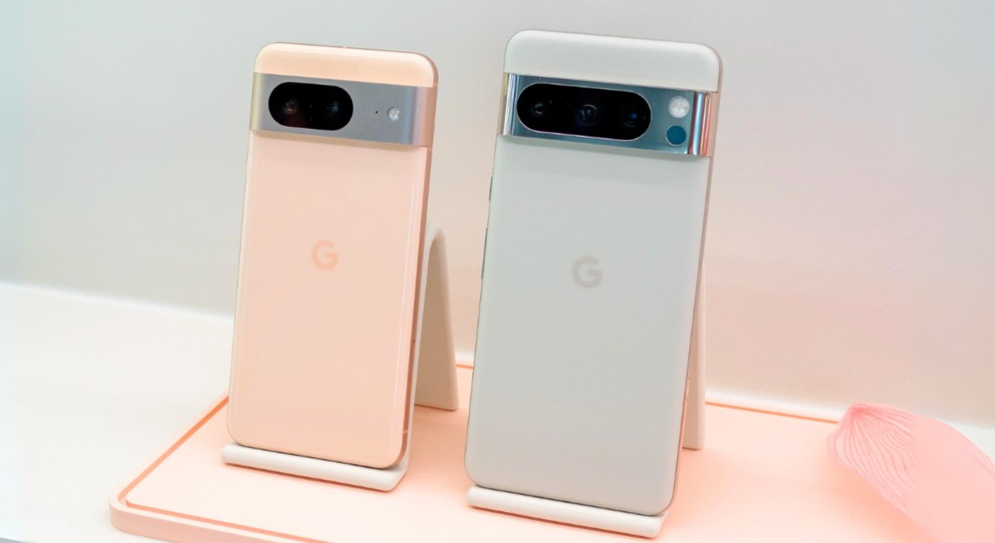 Google đang chứng tỏ cập nhật 7 năm chỉ là lời hứa nhạt nhẽo, không ngọt ngào như mong đợi, nhưng Samsung có thể làm tốt hơn- Ảnh 2. Google đang chứng tỏ cập nhật 7 năm chỉ là lời hứa nhạt nhẽo, không ngọt ngào như mong đợi, nhưng Samsung có thể làm tốt hơn- Ảnh 2.