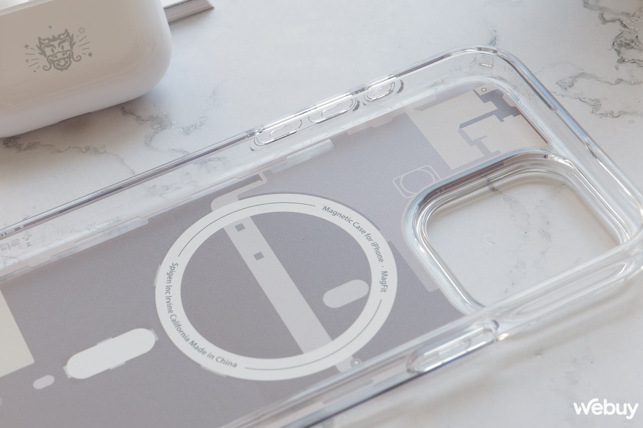 D&ugrave;ng iPhone 15 Pro Max kh&ocirc;ng n&ecirc;n bỏ qua ốp lưng n&agrave;y: Gi&aacute; chỉ bằng ốp trong suốt ch&iacute;nh h&atilde;ng nhưng "chất" hơn nhiều- Ảnh 10.