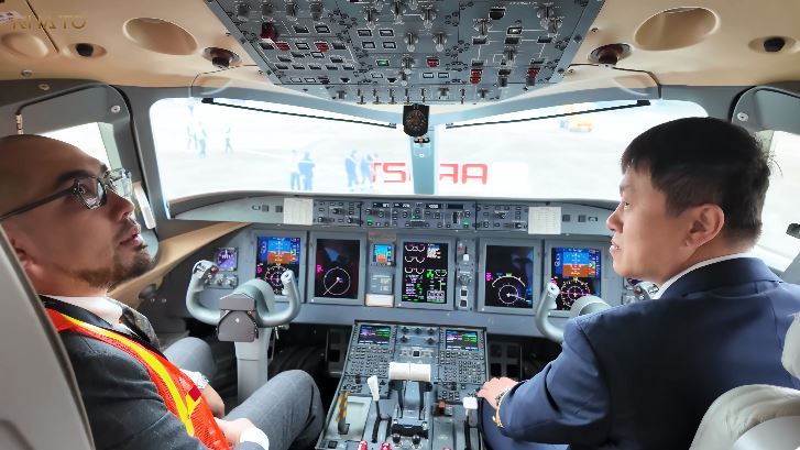 Máy bay do Trung Quốc sản xuất: Được khen Máy bay do Trung Quốc sản xuất: Được khen