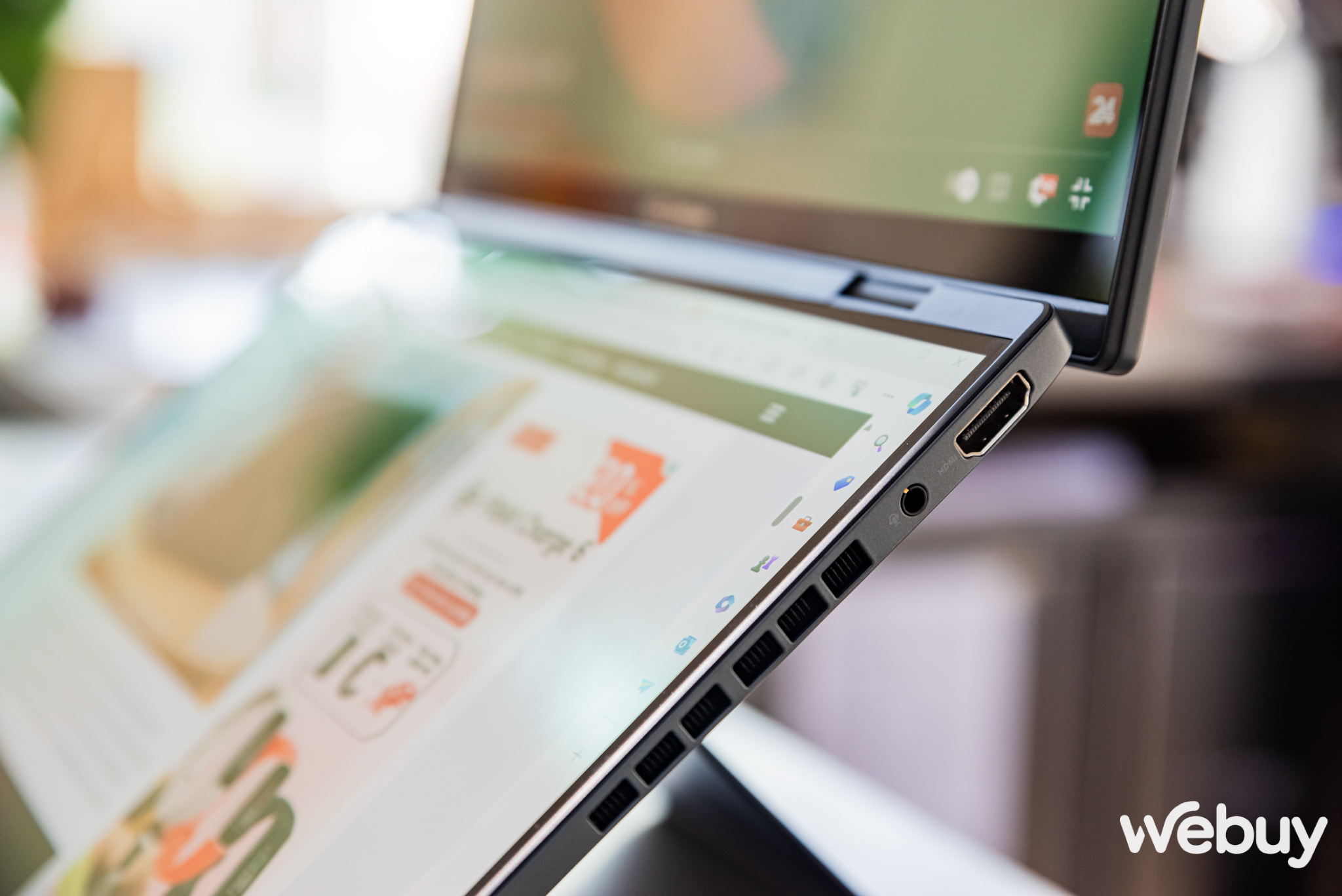 Cận cảnh ASUS Zenbook DUO: Laptop 2 m&agrave;n h&igrave;nh OLED, thiết kế th&ocirc;ng minh, lại c&ograve;n c&oacute; chip AI, đủ combo bước v&agrave;o năm 2024- Ảnh 43.