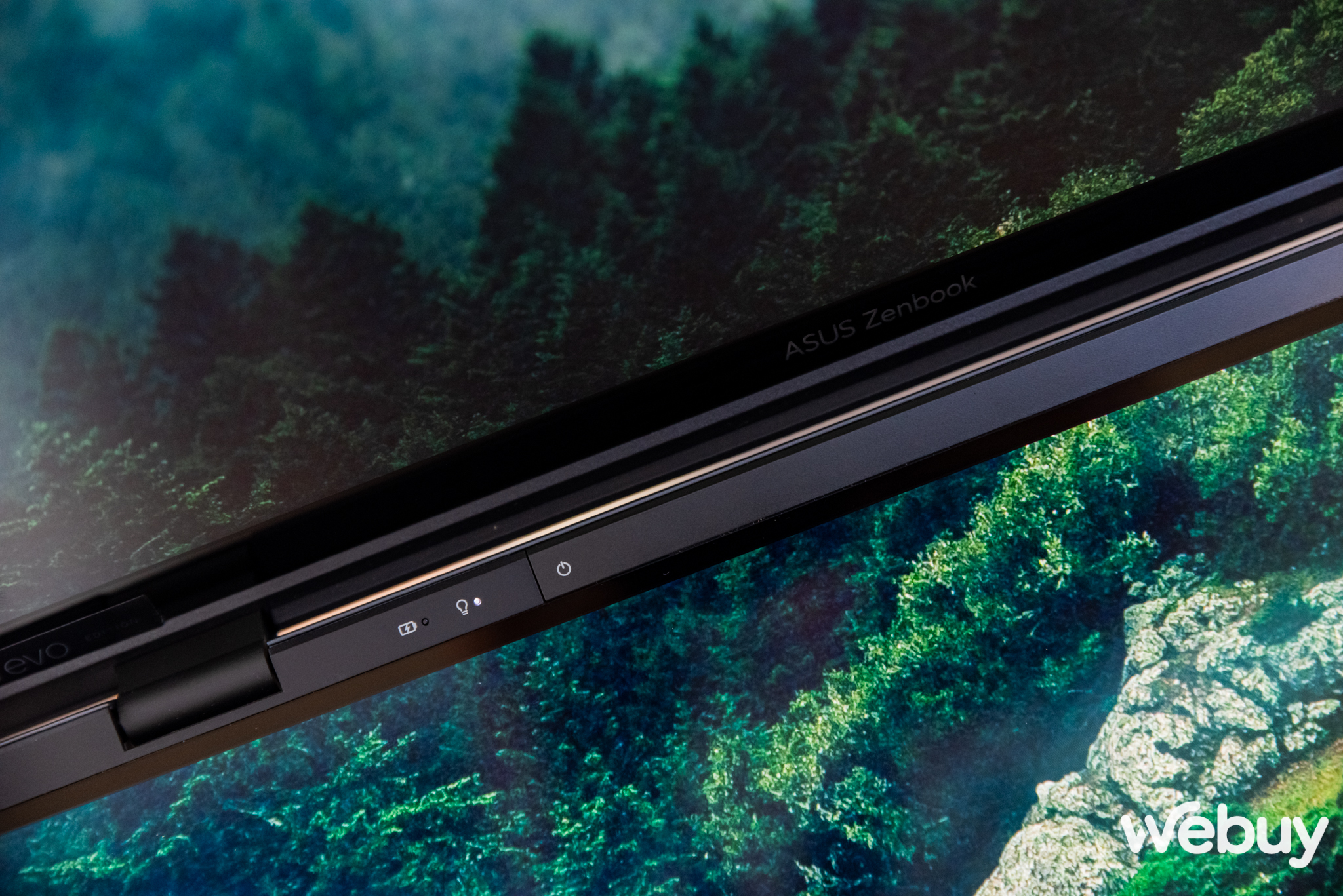 Cận cảnh ASUS Zenbook DUO: Laptop 2 m&agrave;n h&igrave;nh OLED, thiết kế th&ocirc;ng minh, lại c&ograve;n c&oacute; chip AI, đủ combo bước v&agrave;o năm 2024- Ảnh 41.