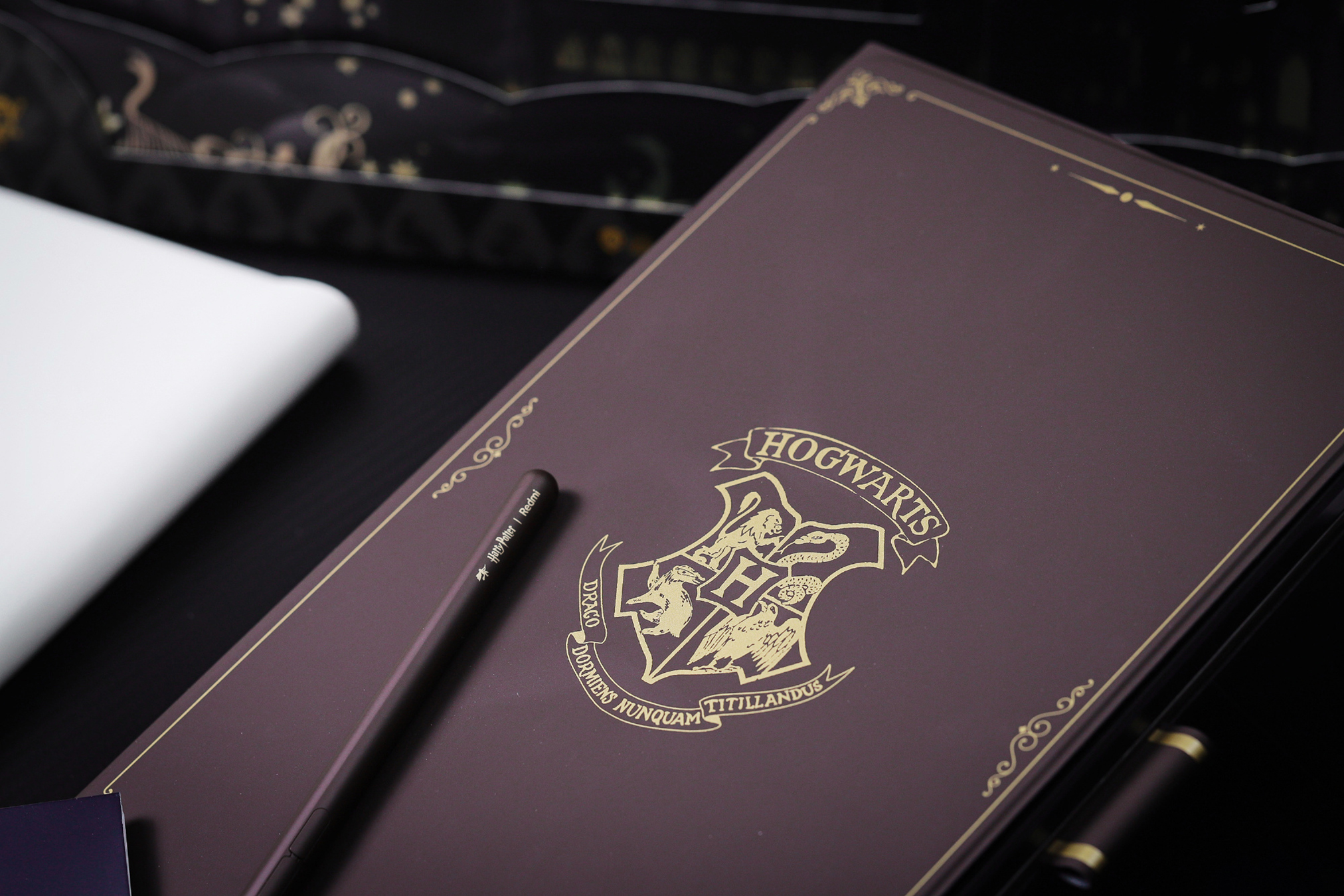 Cận cảnh máy tính bảng 12 inch giá rẻ chỉ 5 triệu đồng của Xiaomi: Thiết kế đẹp như iPad, có cả bản Harry Potter đặc biệt cho các Potterheads, pin khủng 10.000mAh- Ảnh 22. Cận cảnh máy tính bảng 12 inch giá rẻ chỉ 5 triệu đồng của Xiaomi: Thiết kế đẹp như iPad, có cả bản Harry Potter đặc biệt cho các Potterheads, pin khủng 10.000mAh- Ảnh 22.