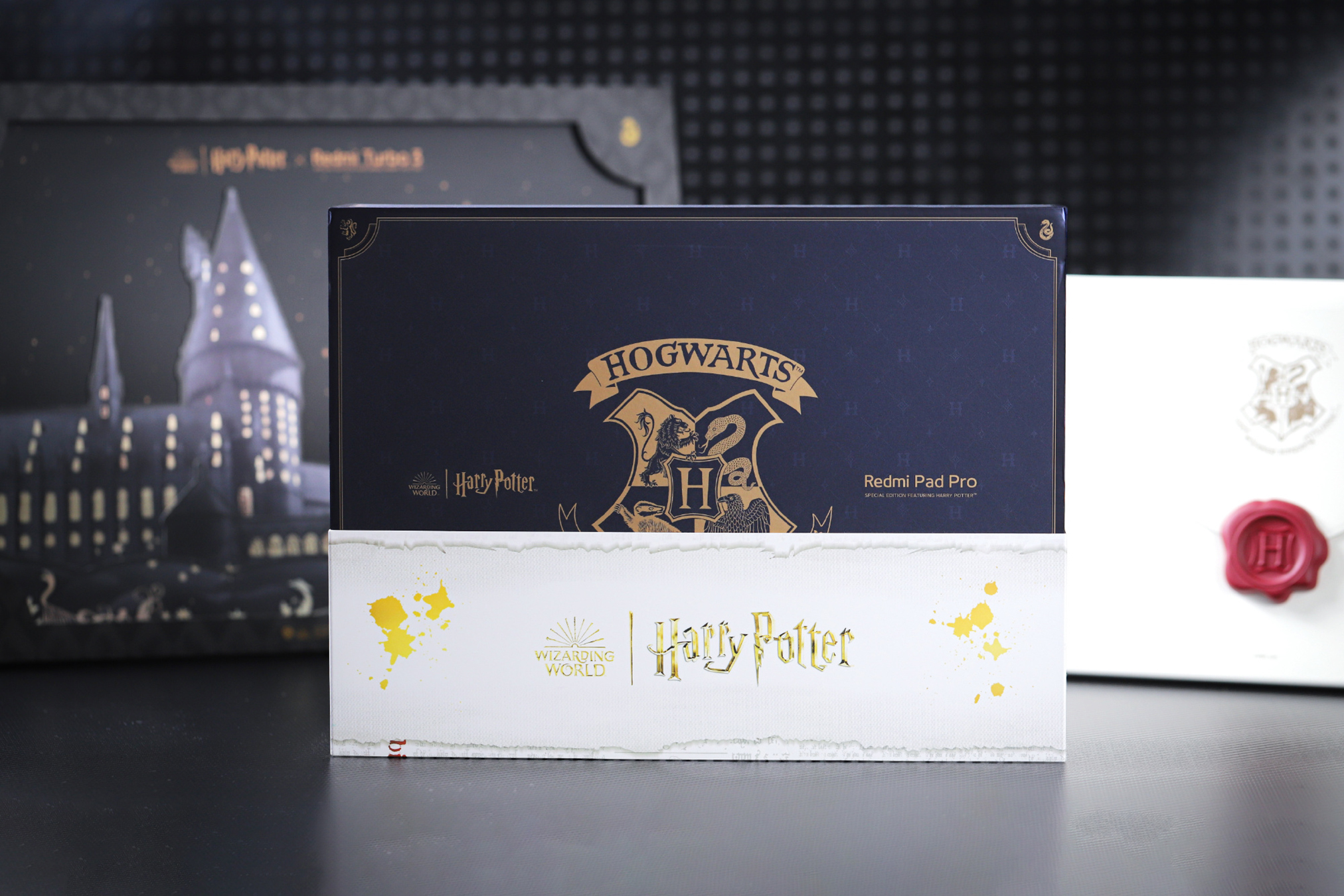 Cận cảnh máy tính bảng 12 inch giá rẻ chỉ 5 triệu đồng của Xiaomi: Thiết kế đẹp như iPad, có cả bản Harry Potter đặc biệt cho các Potterheads, pin khủng 10.000mAh- Ảnh 17. Cận cảnh máy tính bảng 12 inch giá rẻ chỉ 5 triệu đồng của Xiaomi: Thiết kế đẹp như iPad, có cả bản Harry Potter đặc biệt cho các Potterheads, pin khủng 10.000mAh- Ảnh 17.