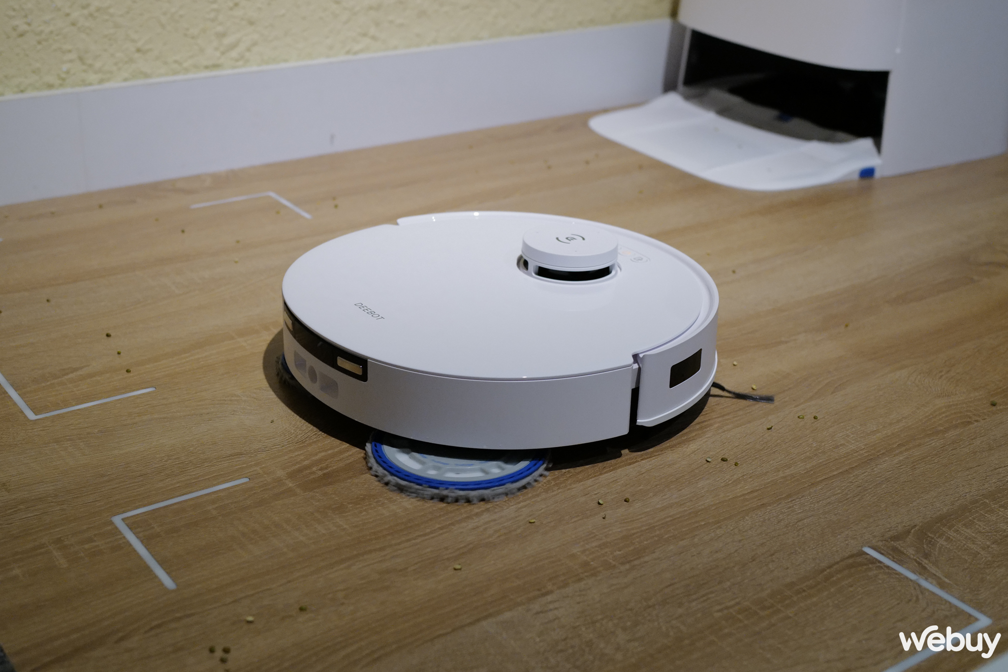 Ecovacs ra mắt robot hút bụi cao cấp tại Việt Nam: Giá gần 30 triệu đồng, được trang bị loạt tính năng cực đỉnh- Ảnh 4. Ecovacs ra mắt robot hút bụi cao cấp tại Việt Nam: Giá gần 30 triệu đồng, được trang bị loạt tính năng cực đỉnh- Ảnh 4.