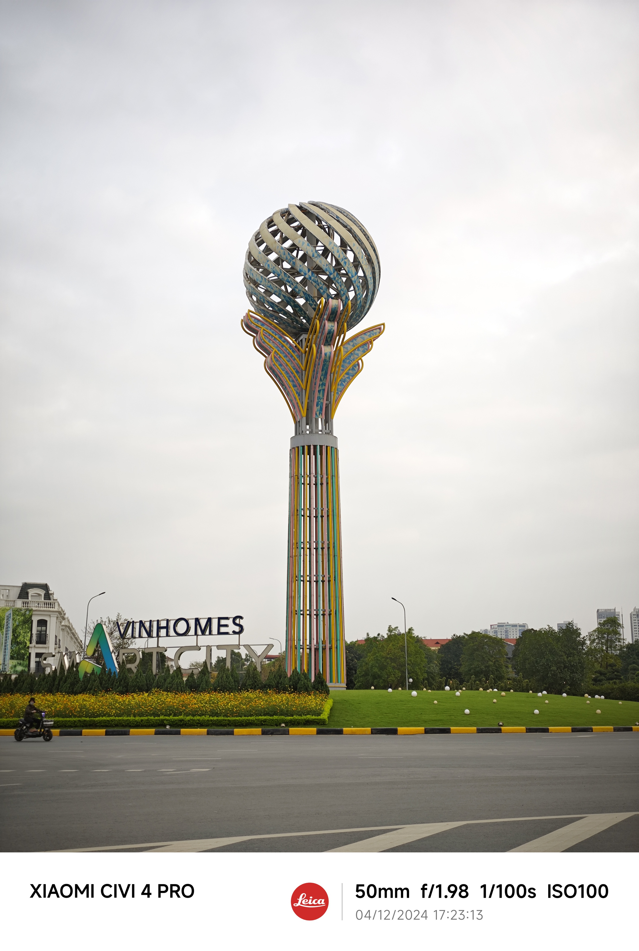 Tr&ecirc;n tay Xiaomi Civi 4 Pro: Smartphone tầm trung th&ocirc;i nhưng c&oacute; thiết kế qu&aacute; đẹp, chip Snapdragon 8s Gen 3 cực mạnh, camera Leica kh&ocirc;ng thua k&eacute;m g&igrave; Xiaomi 14 Ultra- Ảnh 11.