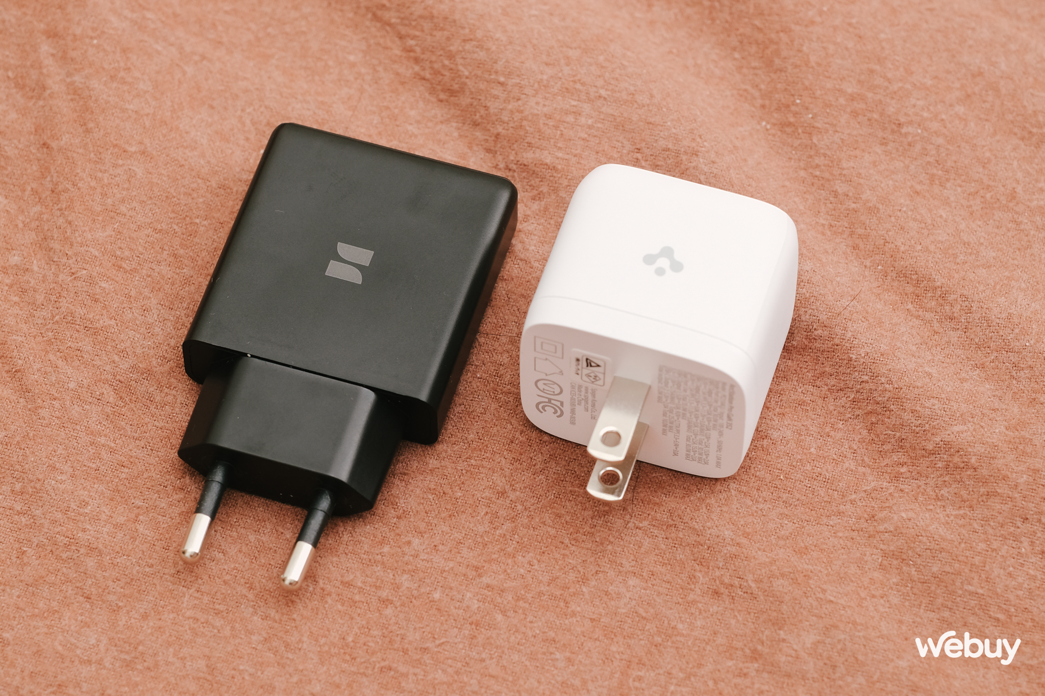 Dùng thử sạc nhanh của hãng chuyên ốp lưng và cái kết bất ngờ: Tôi đã "chốt đơn" ngay và luôn nhờ 2 ưu điểm đáng tiền này- Ảnh 5. Dùng thử sạc nhanh của hãng chuyên ốp lưng và cái kết bất ngờ: Tôi đã "chốt đơn" ngay và luôn nhờ 2 ưu điểm đáng tiền này- Ảnh 5.