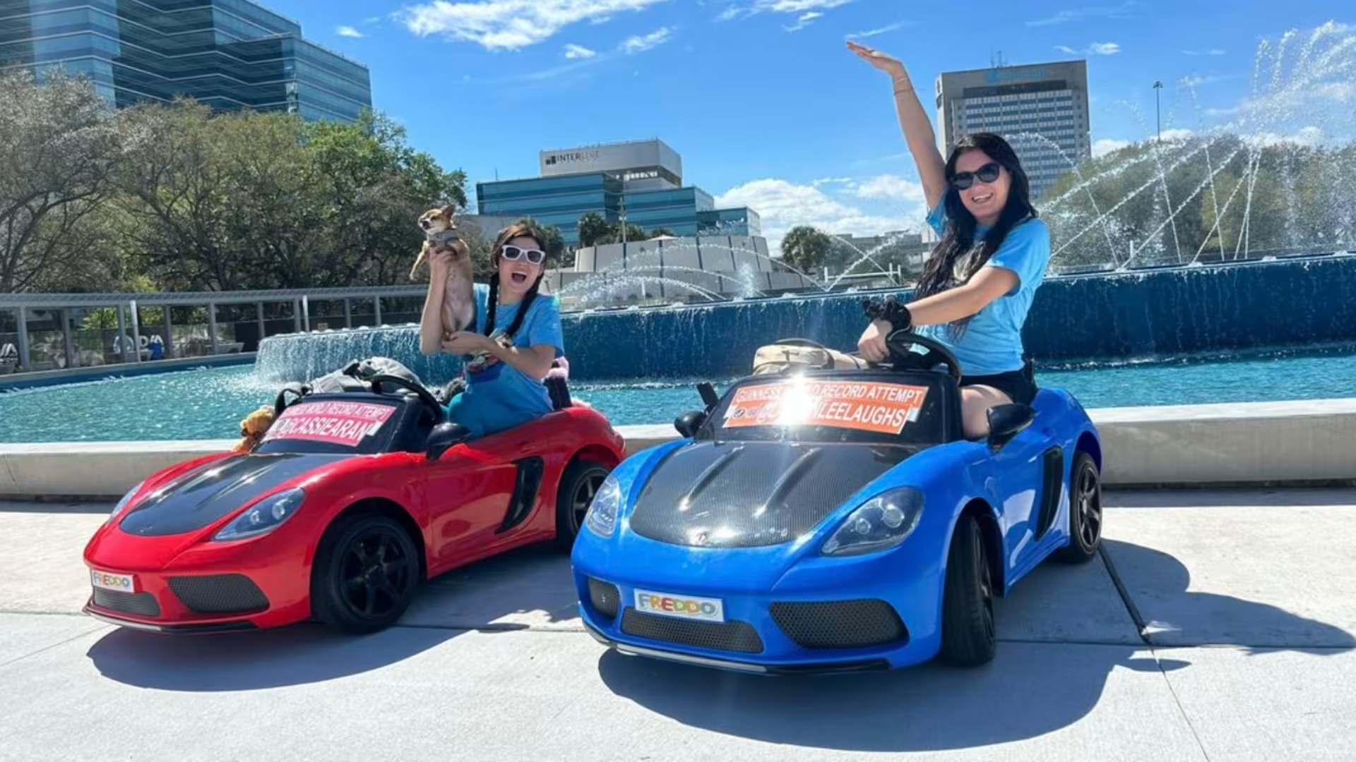 Lập kỷ lục chạy 800 km bằng xe đồ chơi để kêu gọi từ thiện, bộ đôi bị Guinness 'vòi tiền' mới chứng nhận- Ảnh 1. Lập kỷ lục chạy 800 km bằng xe đồ chơi để kêu gọi từ thiện, bộ đôi bị Guinness 'vòi tiền' mới chứng nhận- Ảnh 1.