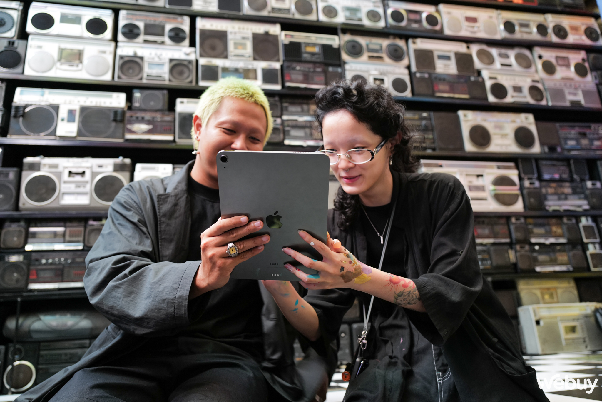 Chưa từng c&oacute;, CEO của Apple gh&eacute; thăm Antiantiart: Bước tiến đ&aacute;ng ch&uacute; &yacute; cho cộng đồng s&aacute;ng tạo- Ảnh 7.