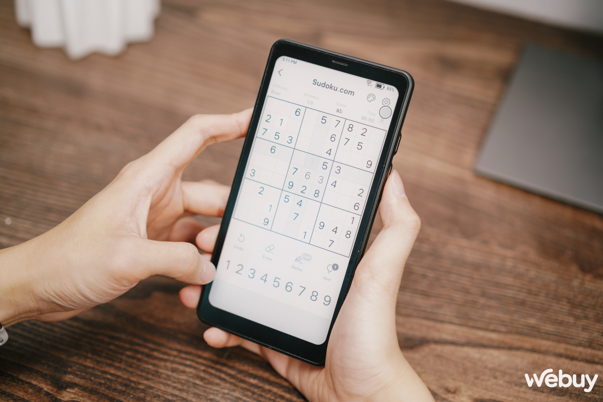 Bạn t&ocirc;i mua thiết bị Android m&agrave;n h&igrave;nh trắng đen, kh&ocirc;ng cắm được SIM với gi&aacute; tới gần 8 triệu- Ảnh 14.