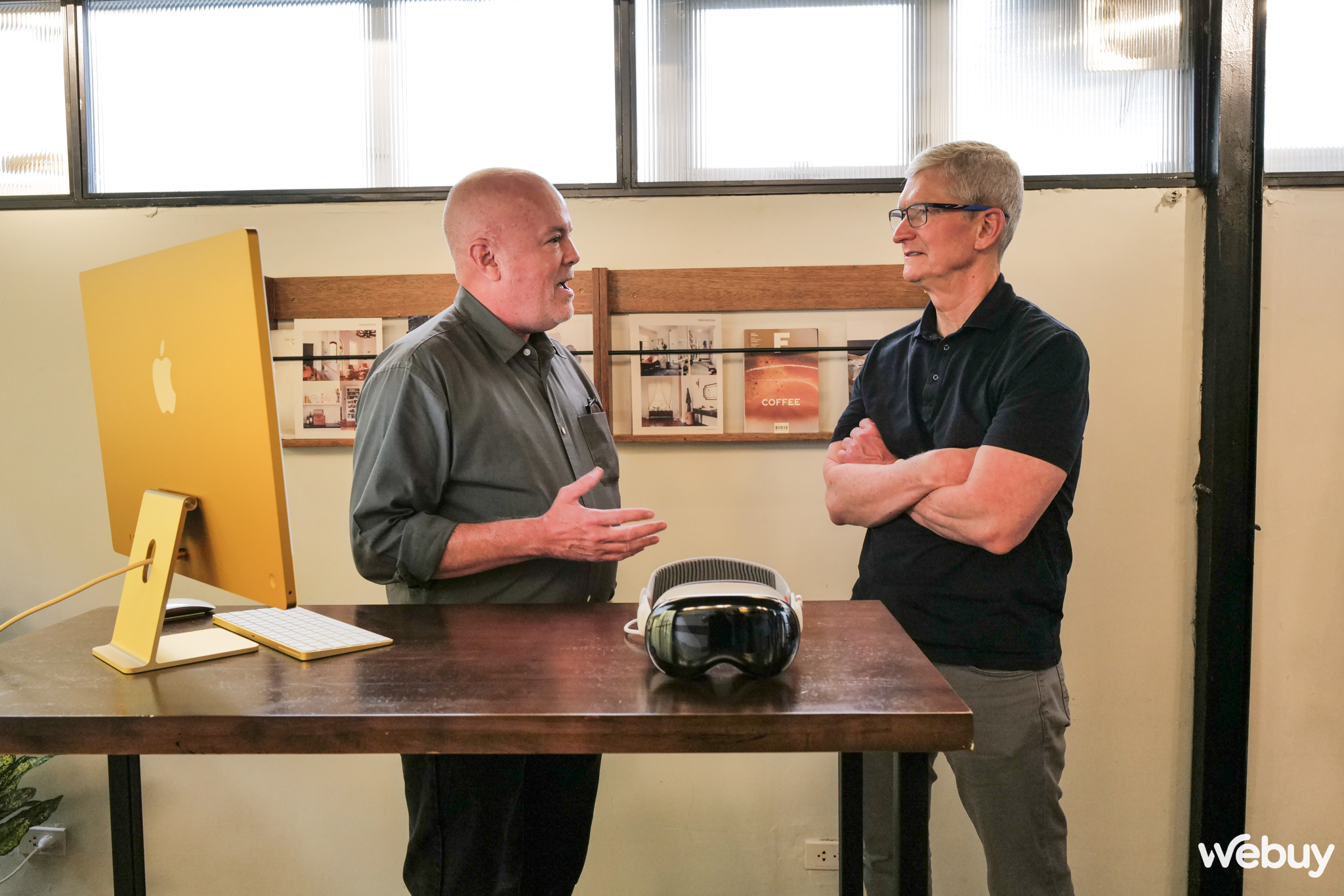 Biểu cảm của Tim Cook khi thấy AI giả chính mình- Ảnh 4. Biểu cảm của Tim Cook khi thấy AI giả chính mình- Ảnh 4.