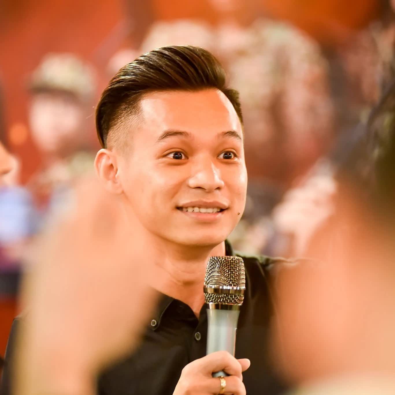 Nóng: Độ Mixi bị hack kênh YouTube 7,3 triệu người theo dõi, toàn bộ video 'bay màu'- Ảnh 2. Nóng: Độ Mixi bị hack kênh YouTube 7,3 triệu người theo dõi, toàn bộ video 'bay màu'- Ảnh 2.