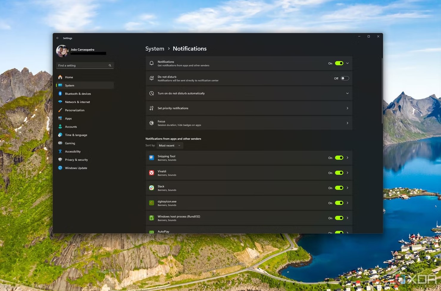 Windows 11 muốn vượt qua cái bóng của Windows 10 thì phải nhanh chóng bổ sung 7 cải tiến này
- Ảnh 5. Windows 11 muốn vượt qua cái bóng của Windows 10 thì phải nhanh chóng bổ sung 7 cải tiến này
- Ảnh 5.