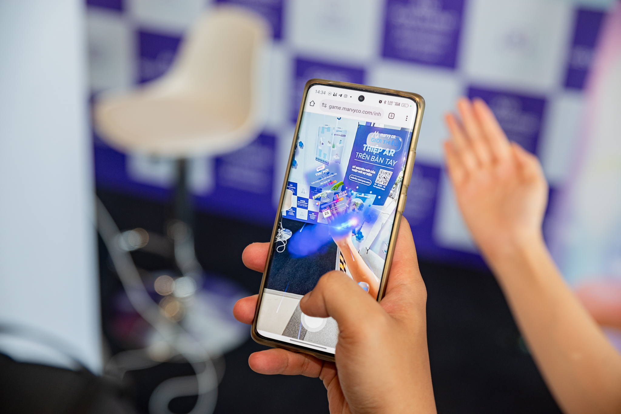 Sôi động Future Expo: Cùng "sống ảo" với robot, “phá đảo” game AI và "cháy" hết mình cùng âm nhạc- Ảnh 12. Sôi động Future Expo: Cùng "sống ảo" với robot, “phá đảo” game AI và "cháy" hết mình cùng âm nhạc- Ảnh 12.