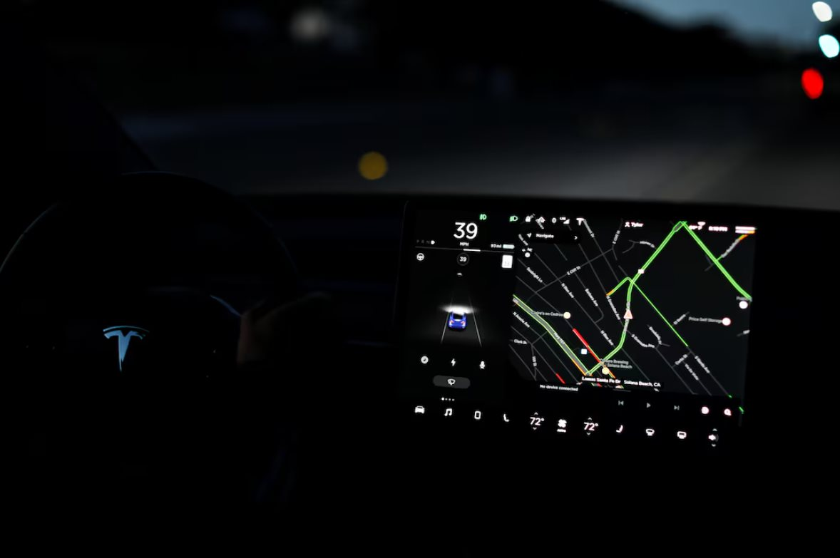 Tai ương chưa hồi kết của Elon Musk: Thu hồi 2 triệu xe nhưng chỉ &ldquo;cải tiến hời hợt&rdquo;, gi&aacute;n tiếp g&acirc;y ra h&agrave;ng chục vụ tai nạn tại Mỹ?- Ảnh 2.