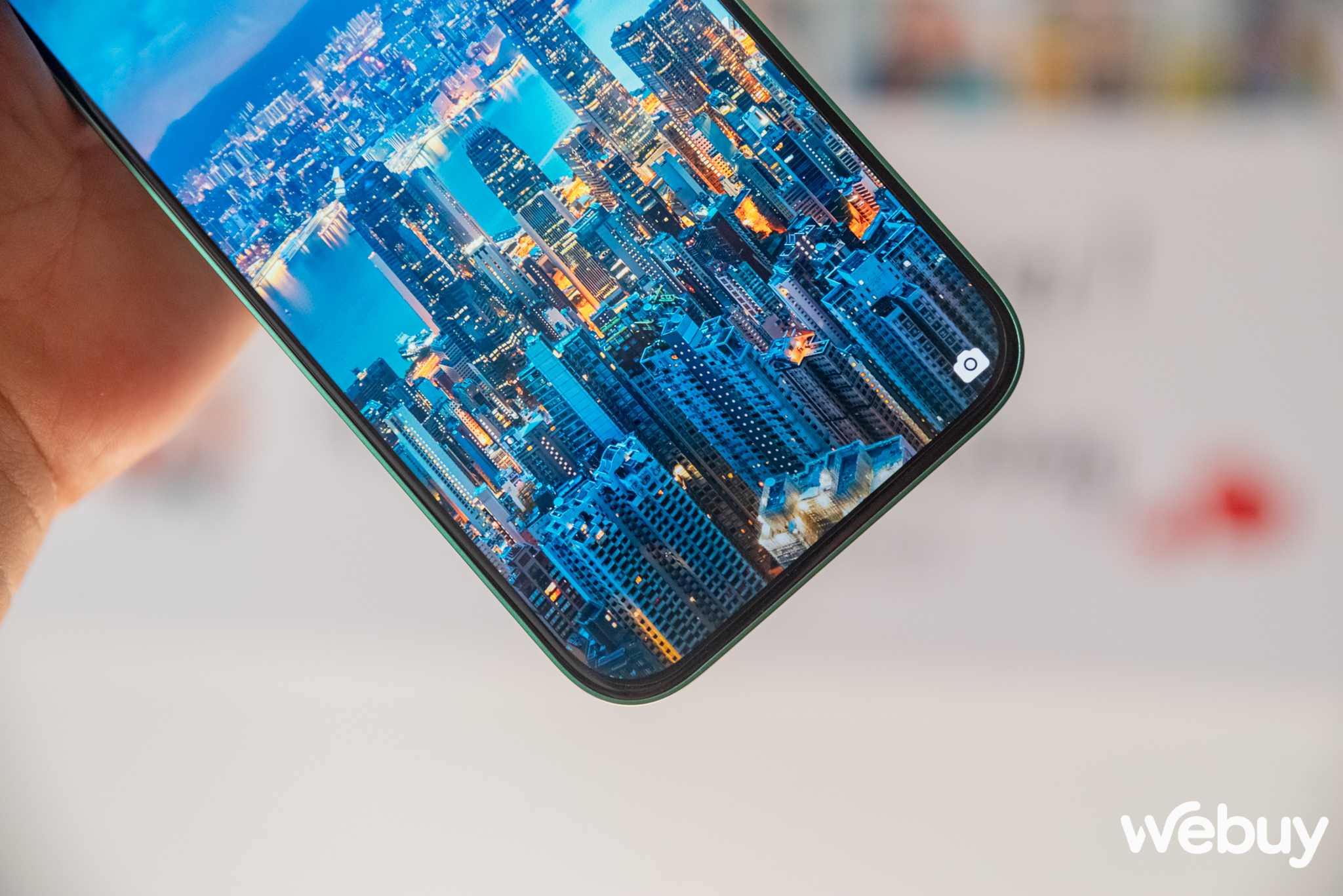 Cận cảnh điện thoại Honor vừa mở b&aacute;n tại Việt Nam với mặt lưng tr&ocirc;ng như v&iacute; da thời trang- Ảnh 11.