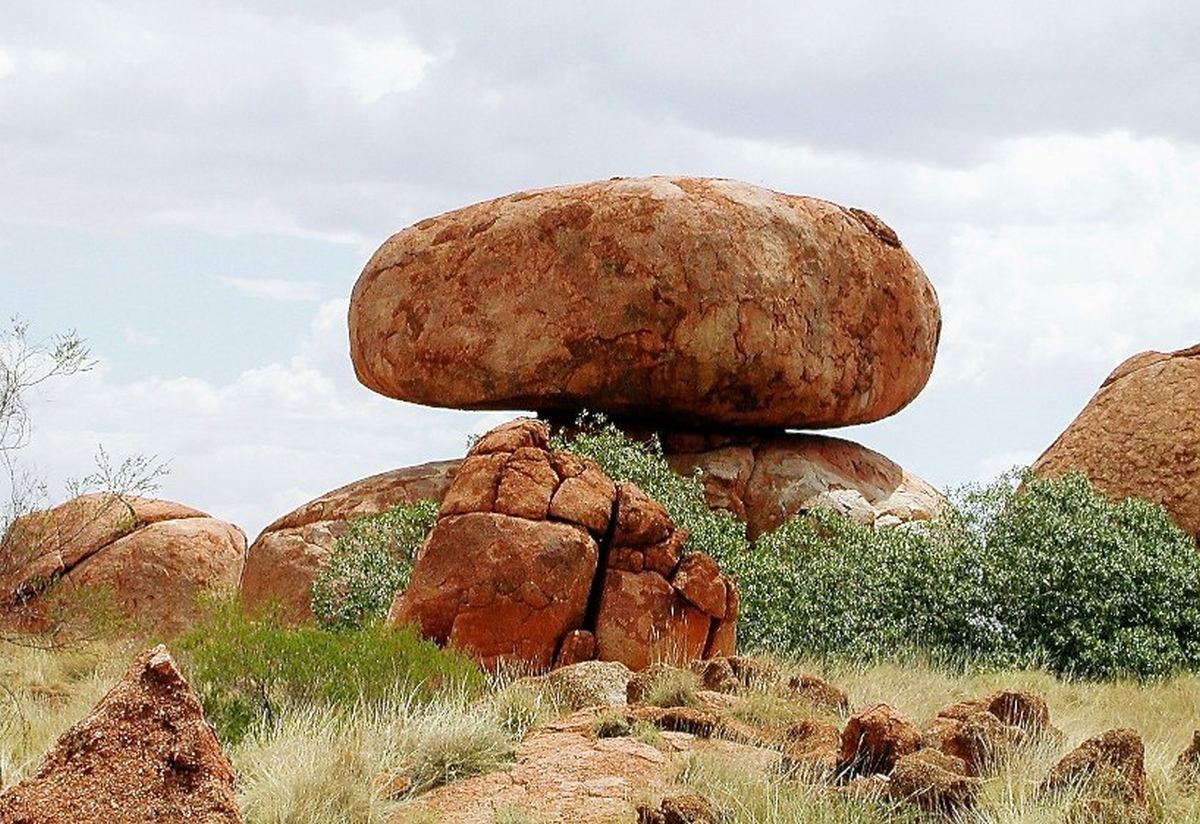 Những viên bi của Quỷ: Sự cân bằng bí ẩn của thiên nhiên nước Úc- Ảnh 5. Những viên bi của Quỷ: Sự cân bằng bí ẩn của thiên nhiên nước Úc- Ảnh 5.