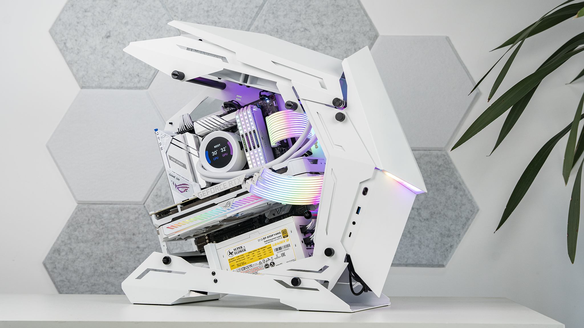 Kh&ocirc;ng gian l&agrave;m việc đ&aacute;ng mơ ước với người 'm&ecirc; PC' của Bụt C&ocirc;ng Nghệ- Ảnh 7.