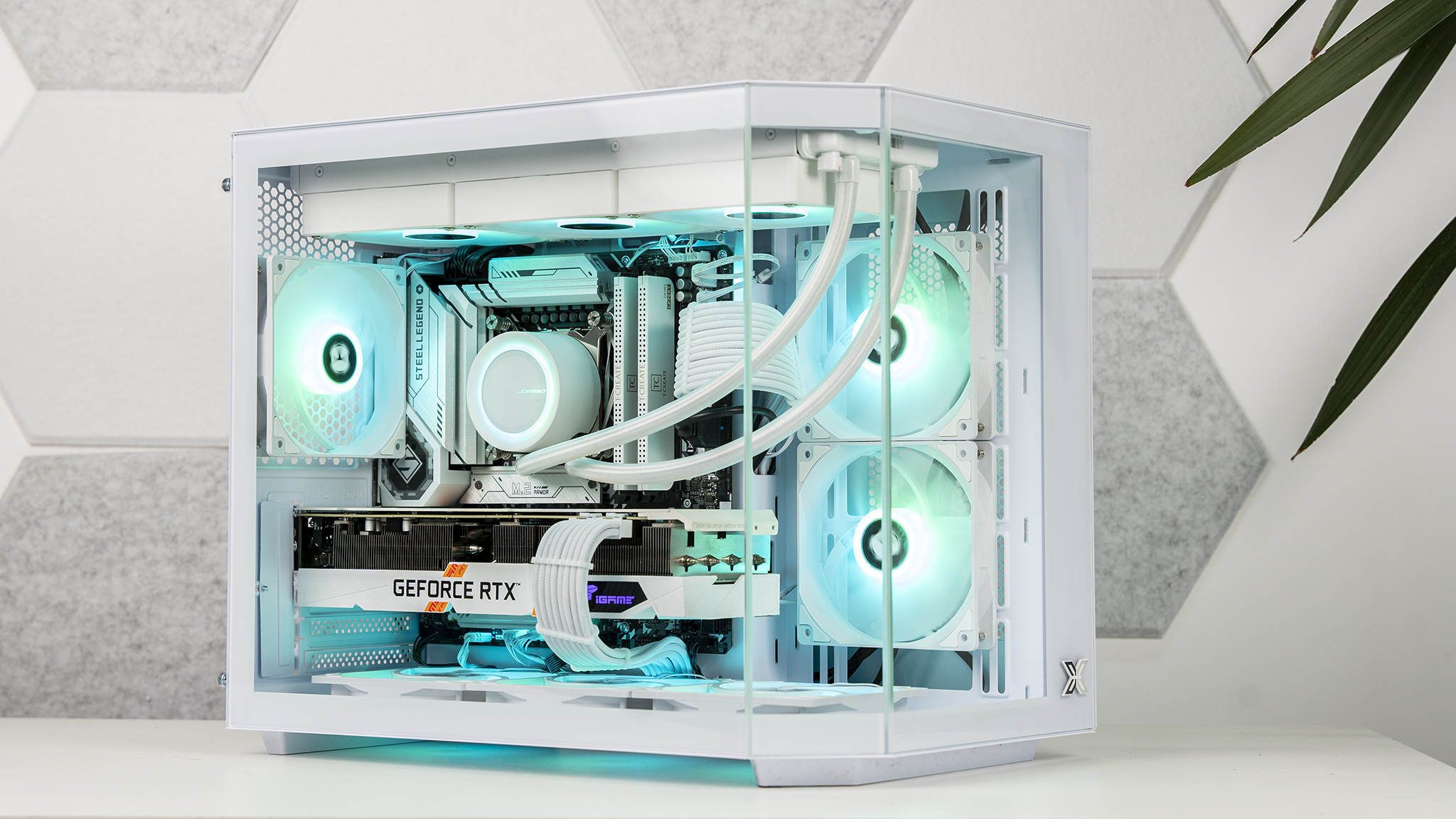 Kh&ocirc;ng gian l&agrave;m việc đ&aacute;ng mơ ước với người 'm&ecirc; PC' của Bụt C&ocirc;ng Nghệ- Ảnh 8.