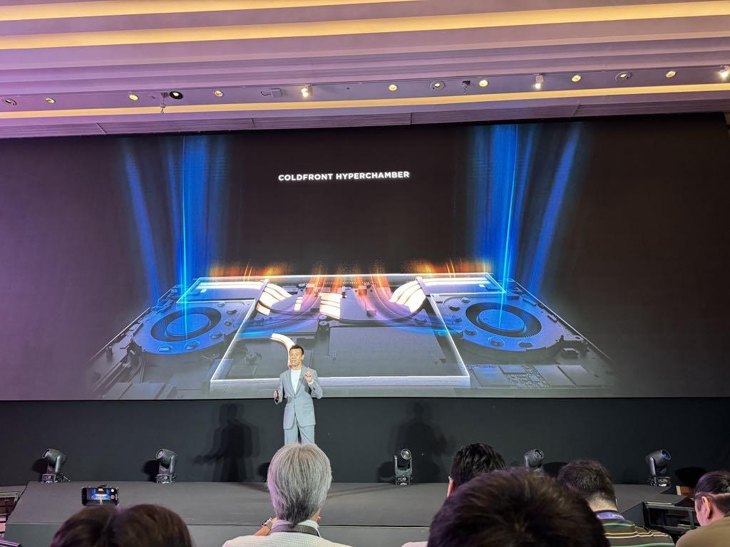 ColdFront HyperChamber l&agrave; g&igrave; m&agrave; tại sao Lenovo lại hy sinh loại bỏ 2 khe tản nhiệt cạnh b&ecirc;n của laptop- Ảnh 4.