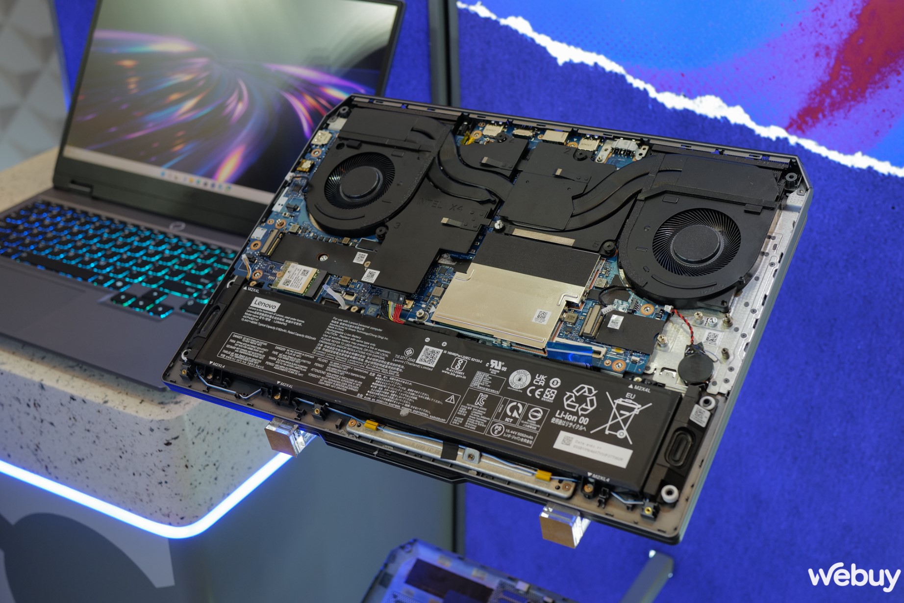 ColdFront HyperChamber l&agrave; g&igrave; m&agrave; tại sao Lenovo lại hy sinh loại bỏ 2 khe tản nhiệt cạnh b&ecirc;n của laptop- Ảnh 7.