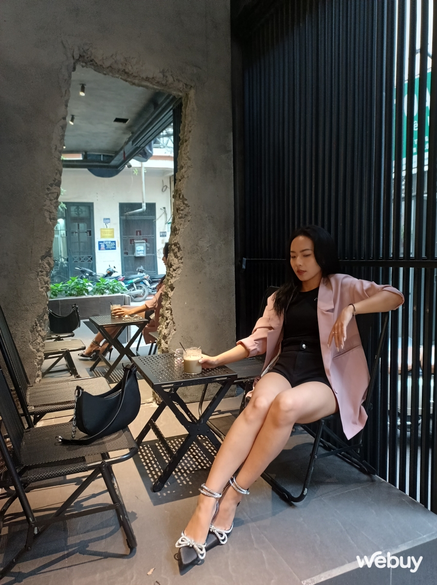 Điện thoại hãng lạ giá 4 triệu mà bộ nhớ và RAM gấp đôi iPhone 15, nhà sản xuất còn “có tâm” ngay ở khoản này- Ảnh 24. Điện thoại hãng lạ giá 4 triệu mà bộ nhớ và RAM gấp đôi iPhone 15, nhà sản xuất còn “có tâm” ngay ở khoản này- Ảnh 24.