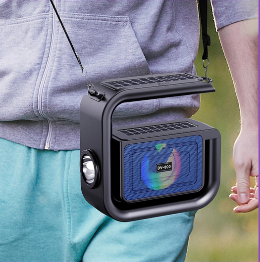 Tận dụng nắng n&oacute;ng kiếm tiền: Chợ mạng b&aacute;n đầy tai nghe, loa bluetooth năng lượng mặt trời v&agrave; nhiều sản phẩm hay ho kh&aacute;c- Ảnh 3.