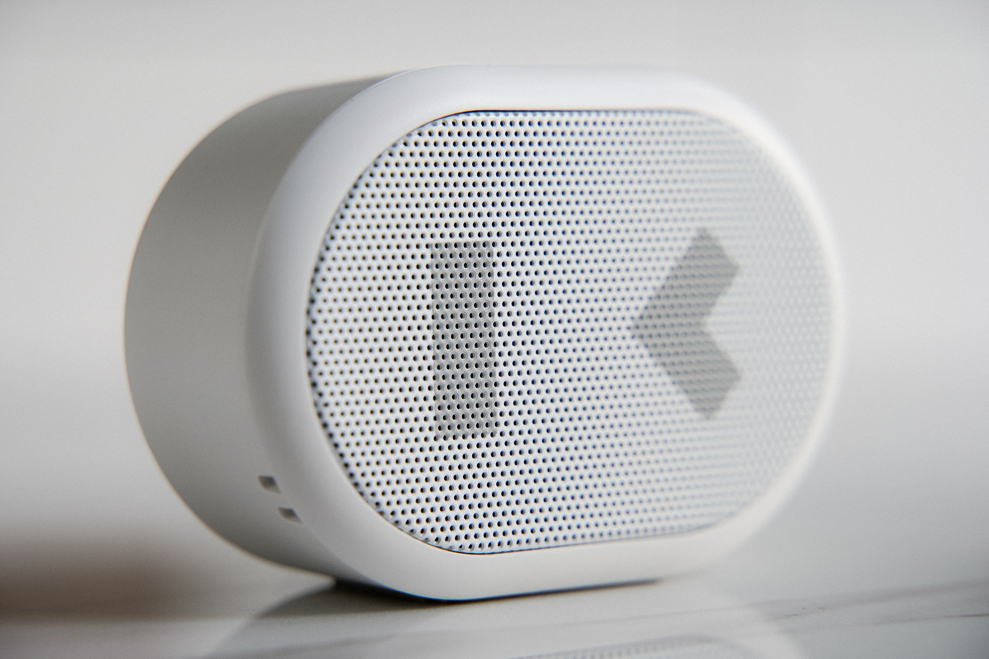 Nghe thử loa Xiaomi Xiaodu b&eacute; bằng l&ograve;ng b&agrave;n tay: Gi&aacute; sale chưa đến 160.000đ n&ecirc;n kh&oacute; m&agrave; ch&ecirc; được g&igrave;- Ảnh 2.