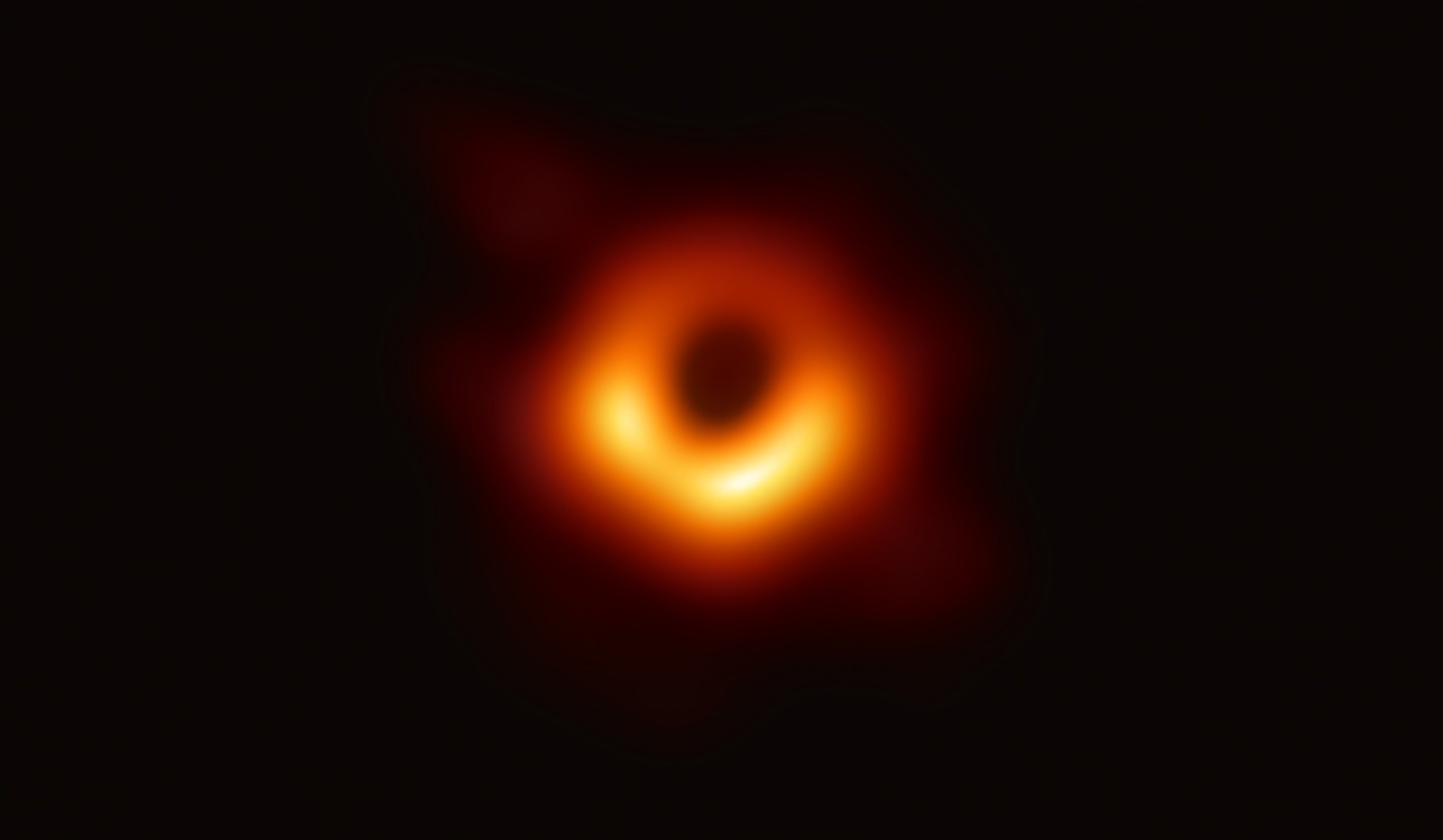 blackhole_1600.jpg blackhole_1600.jpg