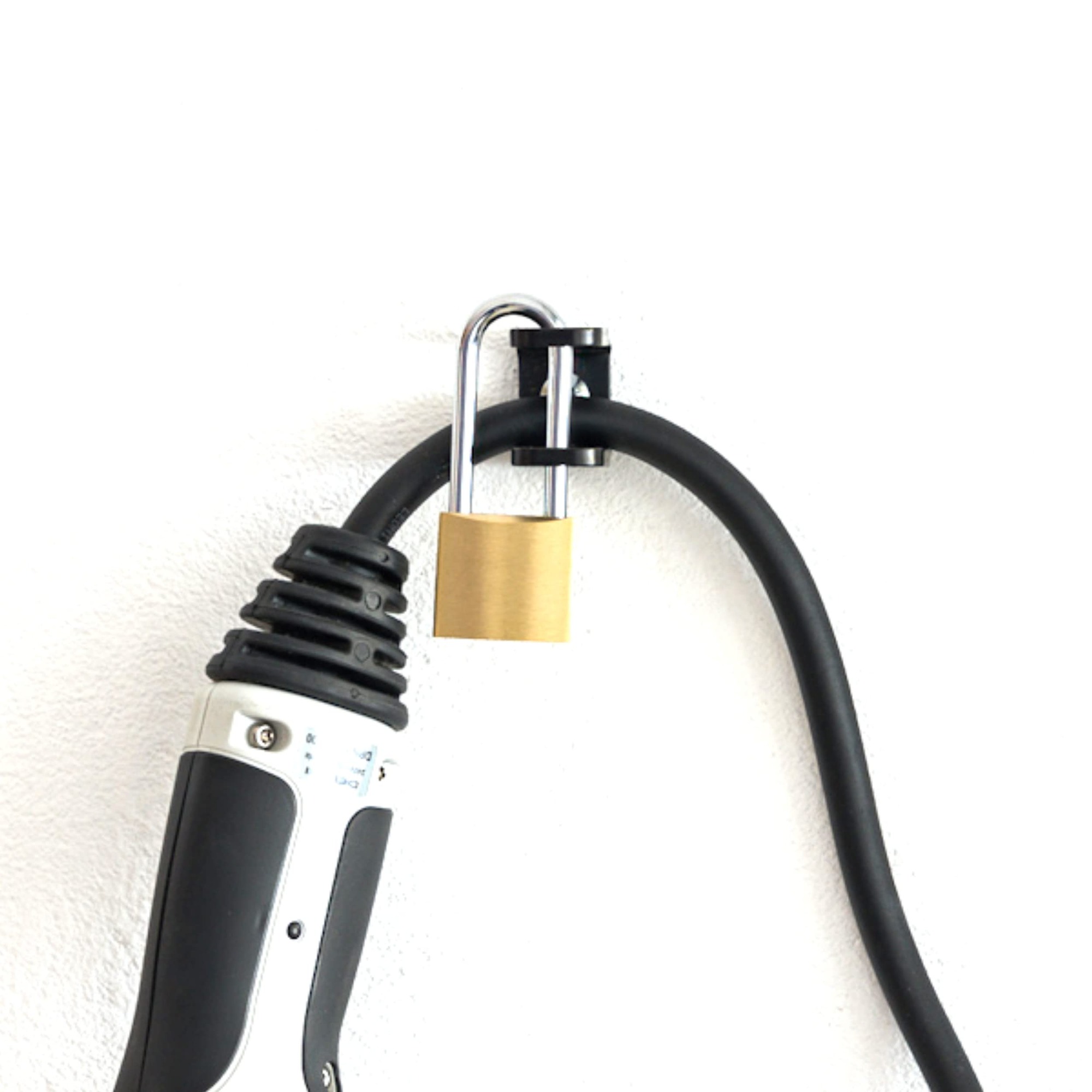 Chi tiết này của trụ sạc xe điện đang bị trộm rất nhiều: Xe không thể sạc, hãng thay đồ mới tốn ít nhất hơn 30 triệu đồng- Ảnh 2. Chi tiết này của trụ sạc xe điện đang bị trộm rất nhiều: Xe không thể sạc, hãng thay đồ mới tốn ít nhất hơn 30 triệu đồng- Ảnh 2.