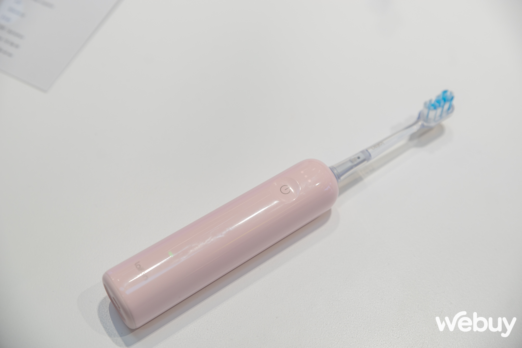 Cận cảnh Laifen Wave: B&agrave;n chải điện m&agrave; "sang" như đồ c&ocirc;ng nghệ, rung xoay kết hợp c&ocirc;ng suất lớn, gi&aacute; từ 1,59 triệu- Ảnh 6.