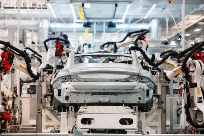 Xiaomi bứt ph&aacute; với quy tr&igrave;nh sản xuất mới, c&oacute; thể tạo ra một chiếc SU7 chỉ trong 76 gi&acirc;y!- Ảnh 4.