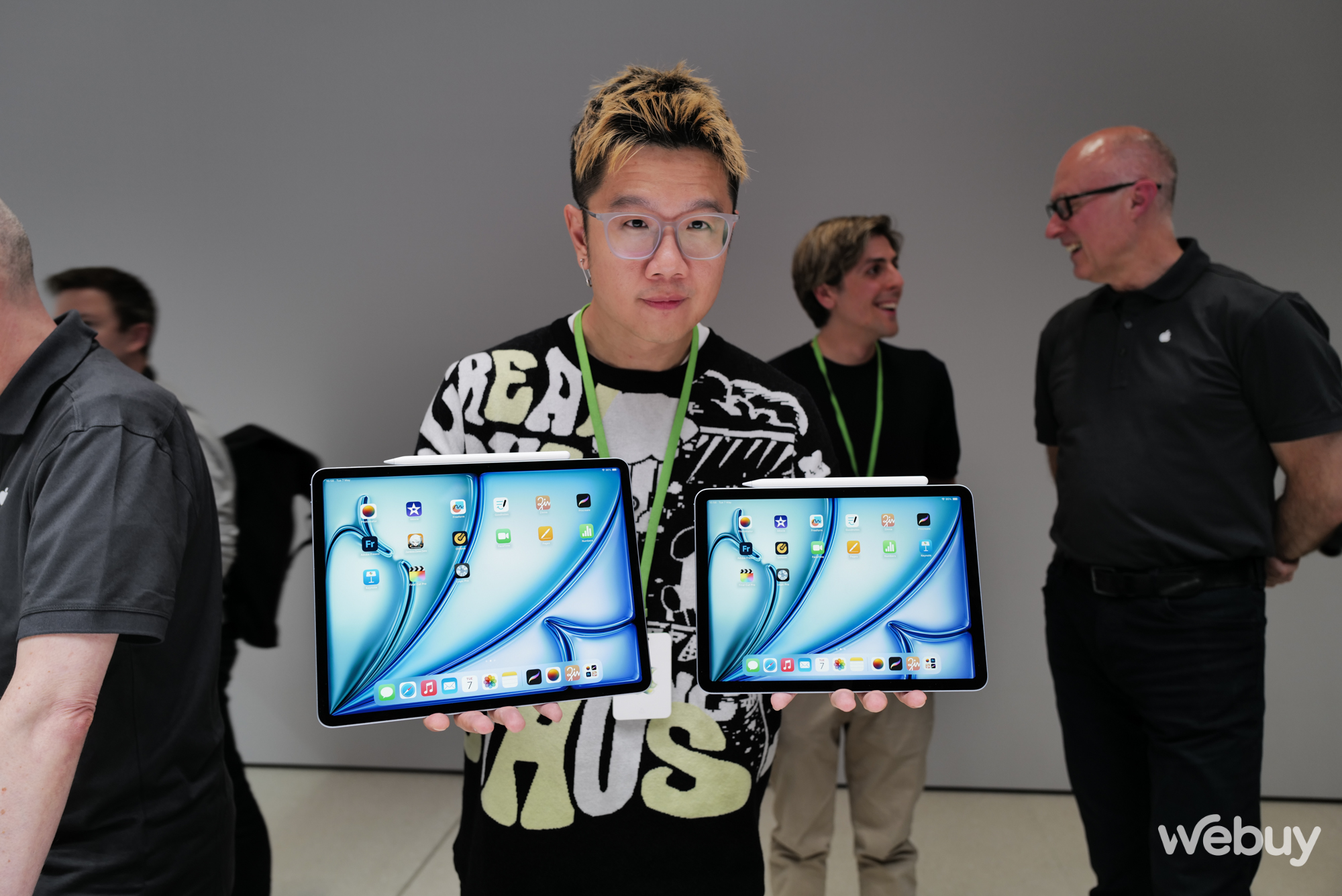 Trực tiếp ngắm nh&igrave;n iPad Air 2024: 2 k&iacute;ch thước để lựa chọn, d&ugrave;ng được b&uacute;t Apple Pencil Pro- Ảnh 12.