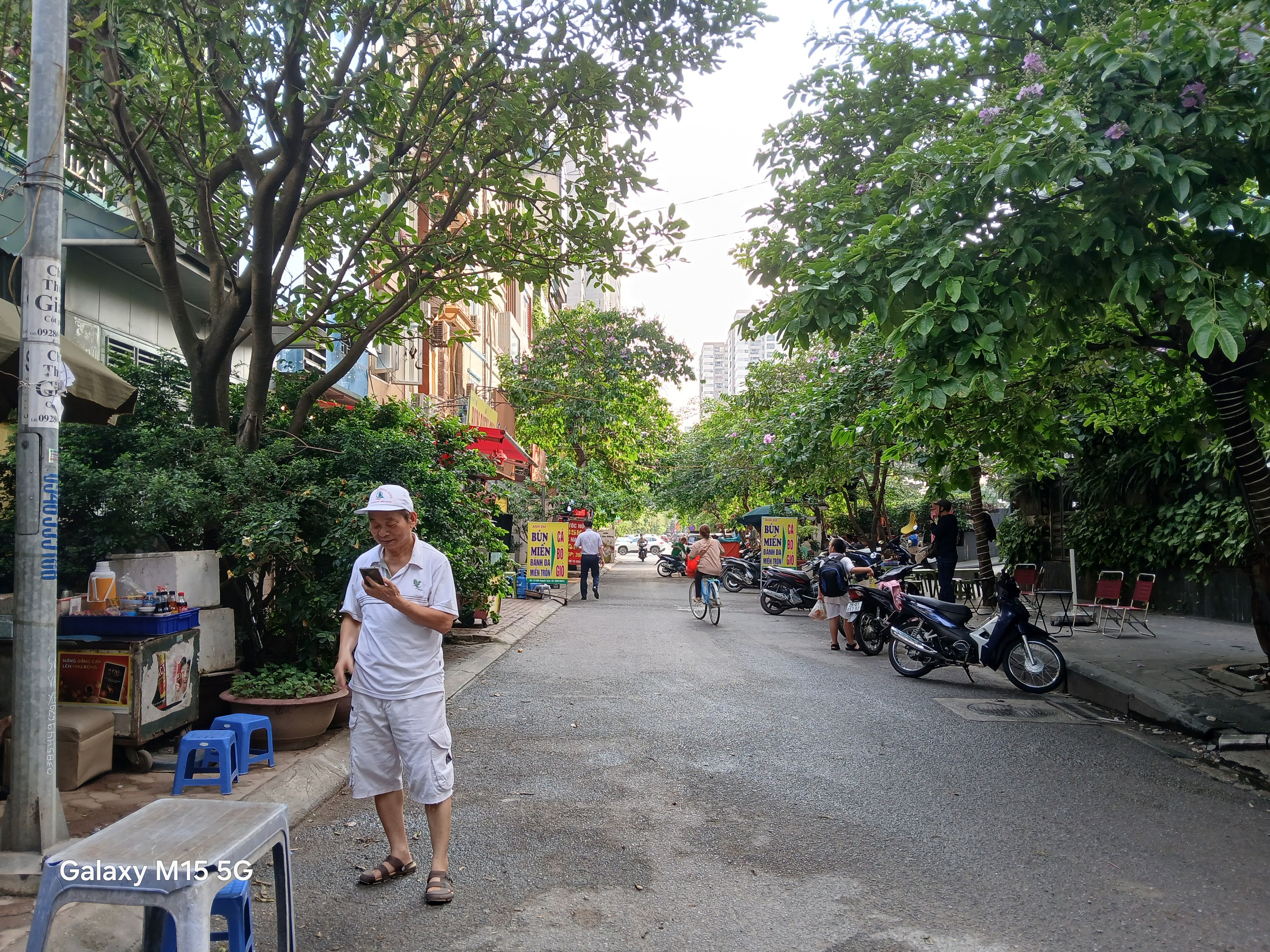 Smartphone 5G đáng mua nhất của Samsung: Thiết kế siêu bền bỉ, pin khủng 6000mAh, có tính năng bảo mật Knox, giá chỉ hơn 4 triệu đồng- Ảnh 27. Smartphone 5G đáng mua nhất của Samsung: Thiết kế siêu bền bỉ, pin khủng 6000mAh, có tính năng bảo mật Knox, giá chỉ hơn 4 triệu đồng- Ảnh 27.