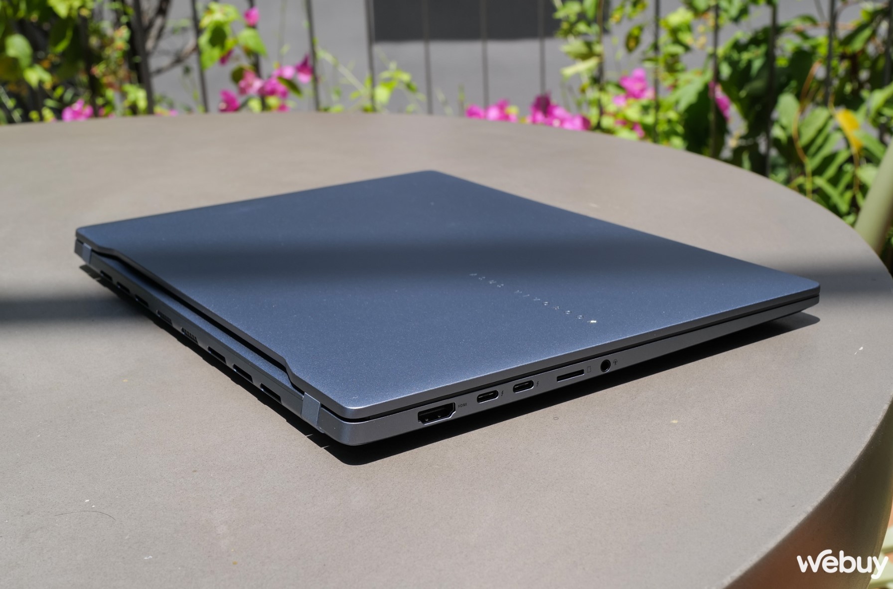 Trải nghiệm nhanh ASUS Vivobook S 14/S 16 OLED: Intel Core Ultra trong một th&acirc;n m&aacute;y si&ecirc;u mỏng nhẹ, c&oacute; tản nhiệt chủ động- Ảnh 11.