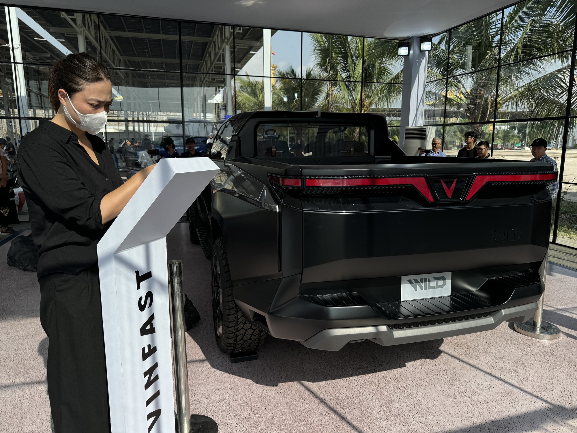 Xe bán tải điện VinFast xuất hiện tại Bình Dương- Ảnh 9. Xe bán tải điện VinFast xuất hiện tại Bình Dương- Ảnh 9.