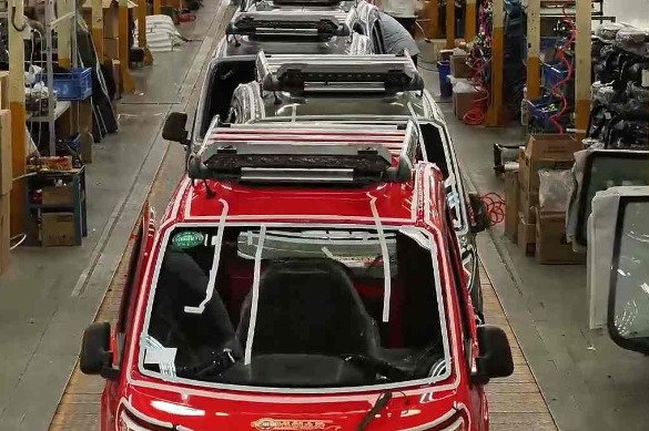 Xe ba gác gây sốt mạng xã hội- Ảnh 4. Xe ba gác gây sốt mạng xã hội- Ảnh 4.