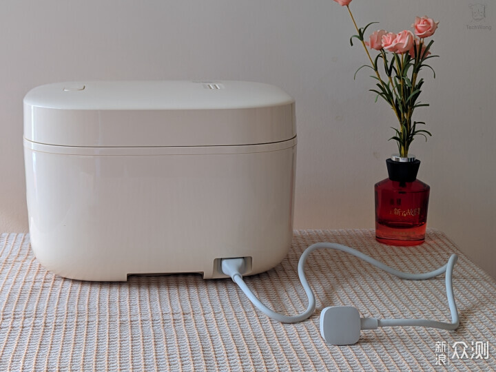 Đánh giá nồi cơm điện Xiaomi Mijia N1: Giá chưa đến 600.000 đồng, liệu dùng có ra gì không?- Ảnh 6. Đánh giá nồi cơm điện Xiaomi Mijia N1: Giá chưa đến 600.000 đồng, liệu dùng có ra gì không?- Ảnh 6.